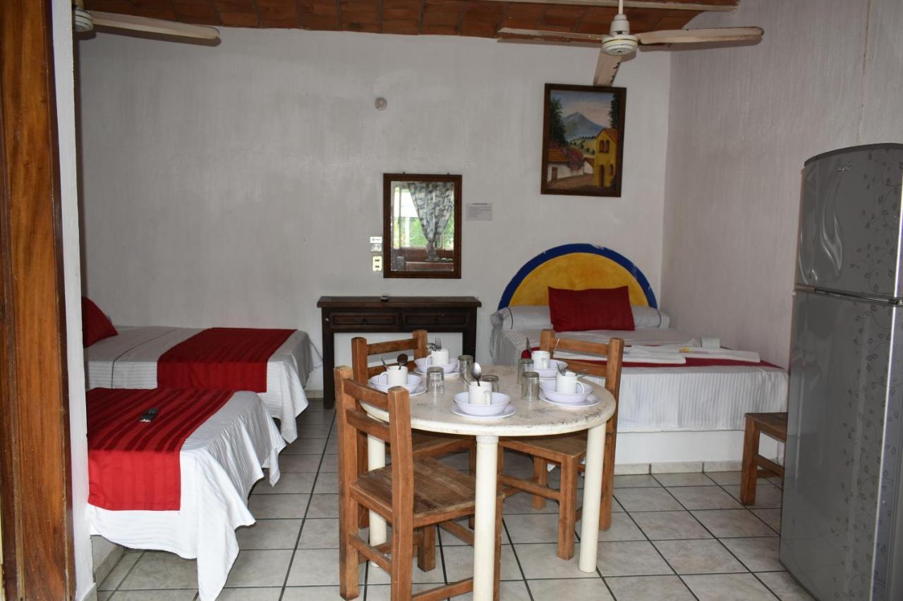 Hotel Y Bungalows Islas Careyes Los Ayala Exterior photo